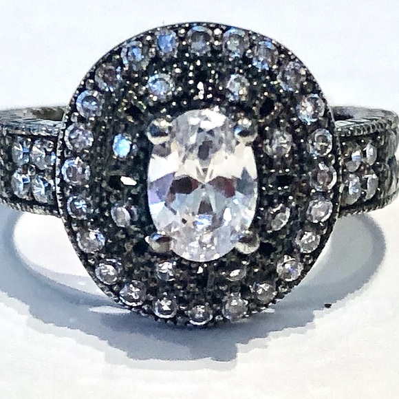 Vintage Antique Style Sterling Silver and Faux Diamond 2 Ring Set - Picture 7 of 11